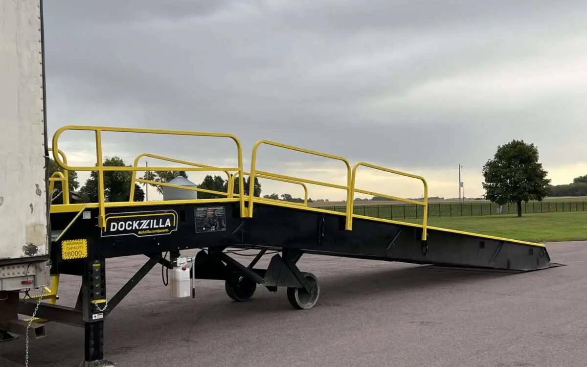 Dockzilla Mobile Loading Dock Ramp Dockzilla Mobile Loading Dock Ramp