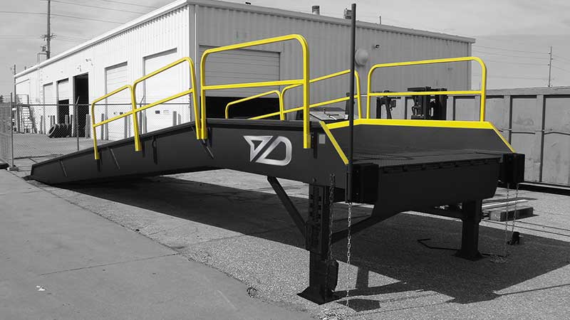 dockzilla-adjustable-height-loading-dock-05